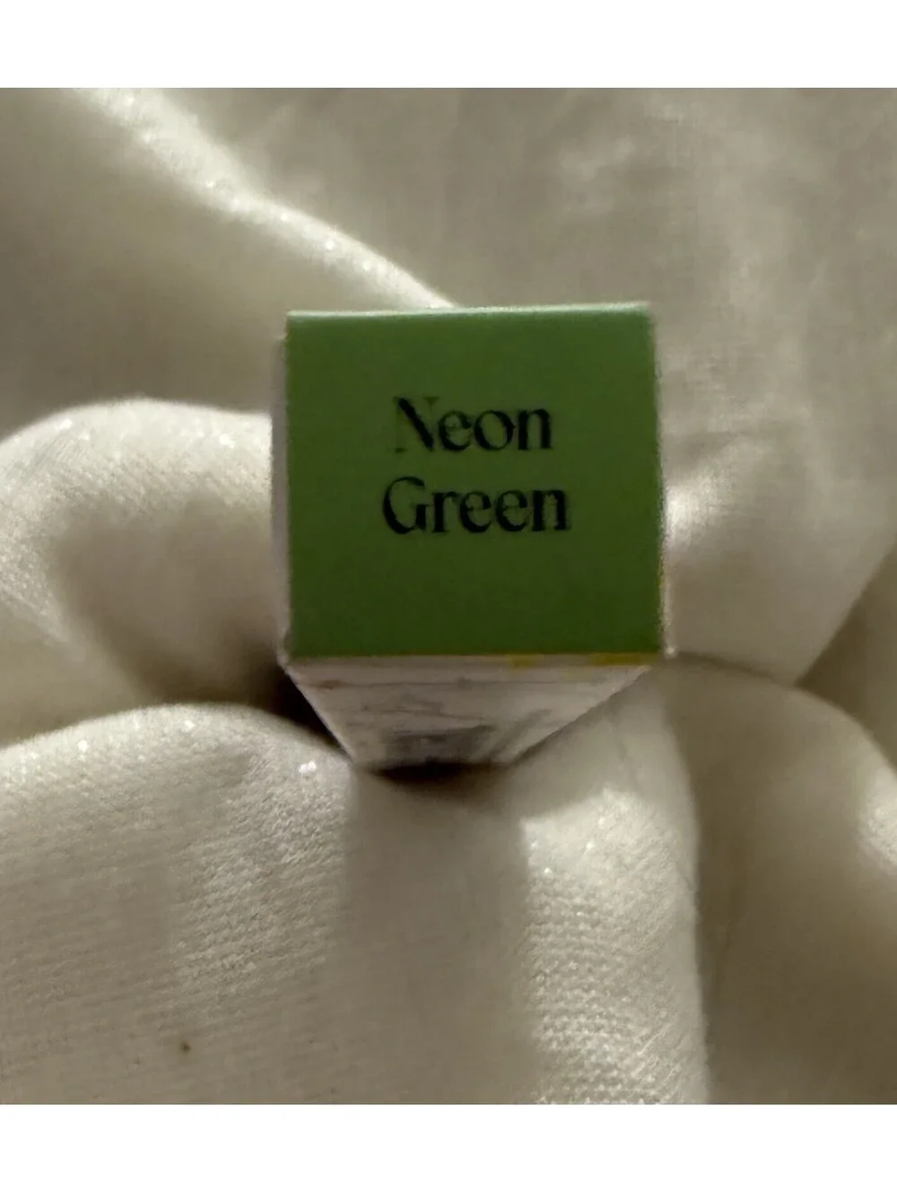 Pagevine Neon Green Liquid Eyeliner UV Black Light Glow Smudge Proof NEW